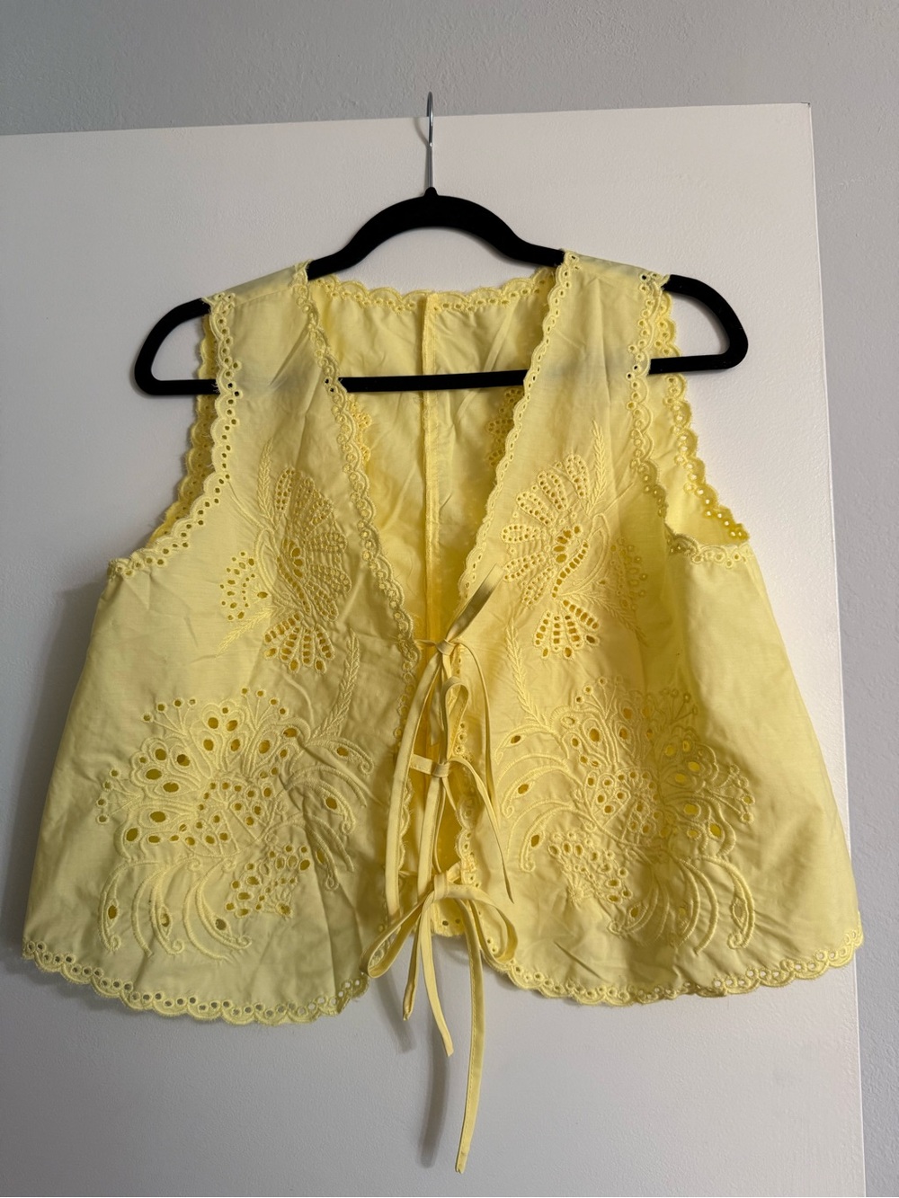 Women's Tie Front Vest
